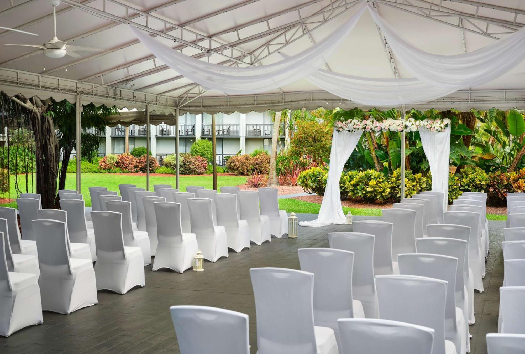 Doubletree By Hilton Palm Gardens Palm Beach Gardens